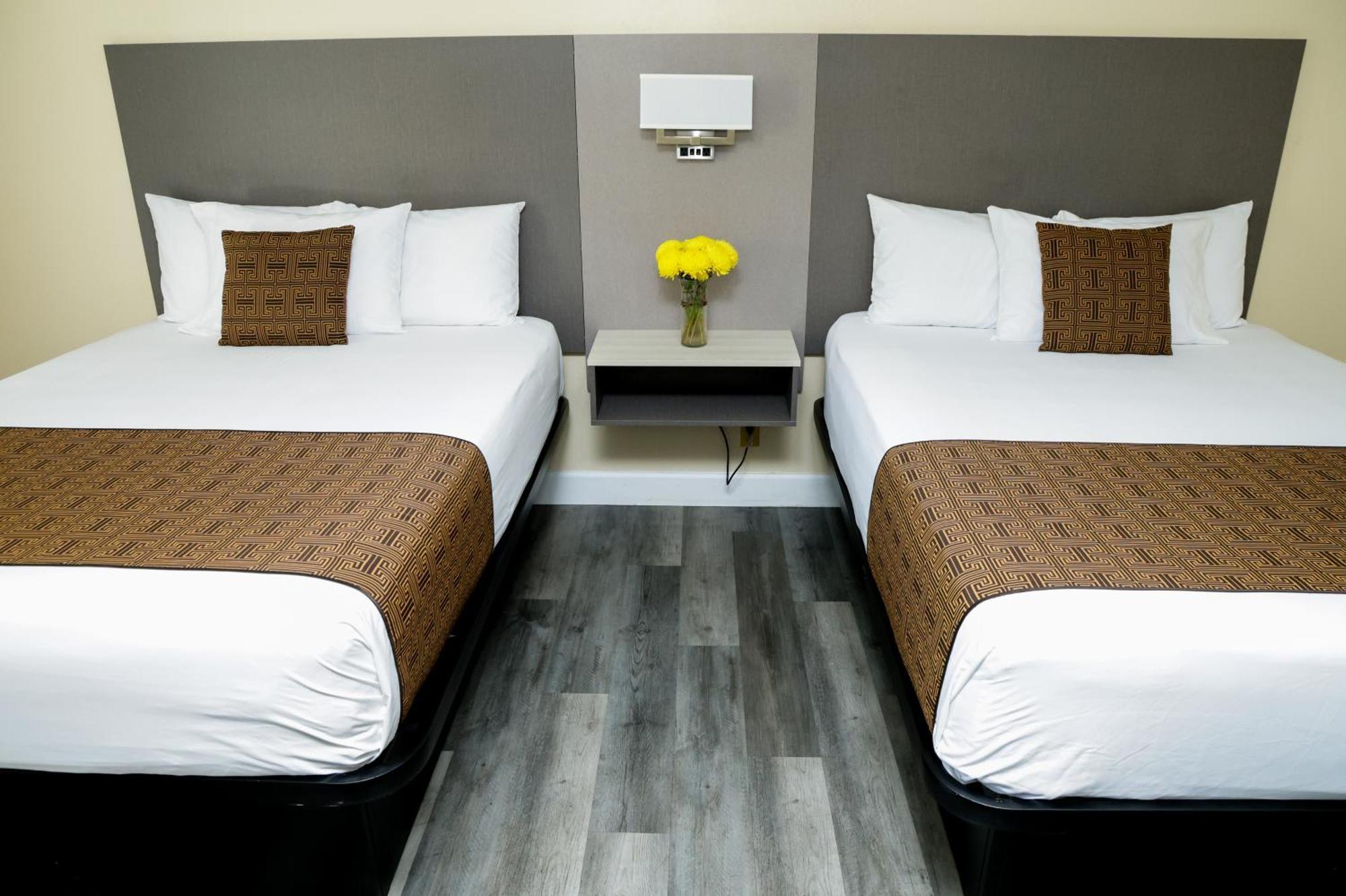 Silver Surf Motel Сан-Симеон Экстерьер фото